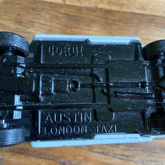 Corgi Diecast - Picture 3 of 3